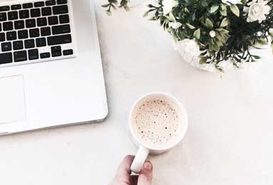 乐鱼官网：开启娱乐新纪元的官方体验